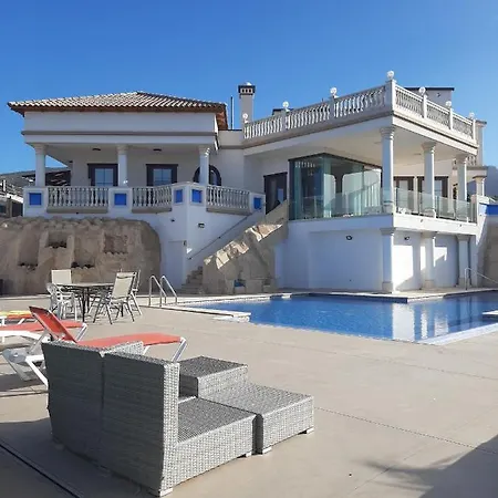 Willa Nautilus Luxury Holiday *
